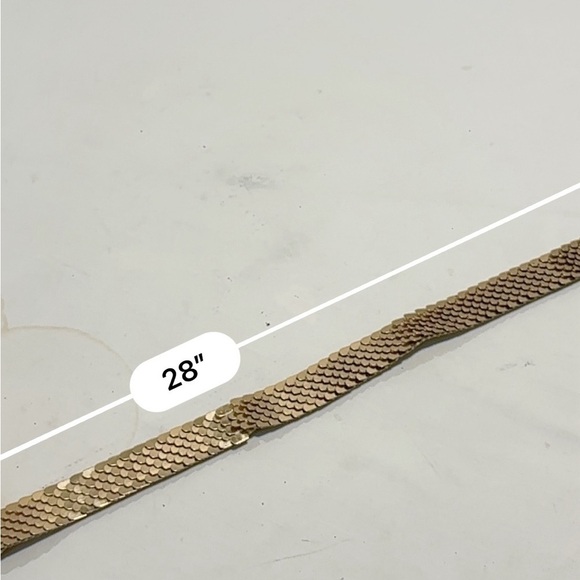 Vintage 70’s 80’s shiny gold link stretchy slinky belt - Picture 6 of 10